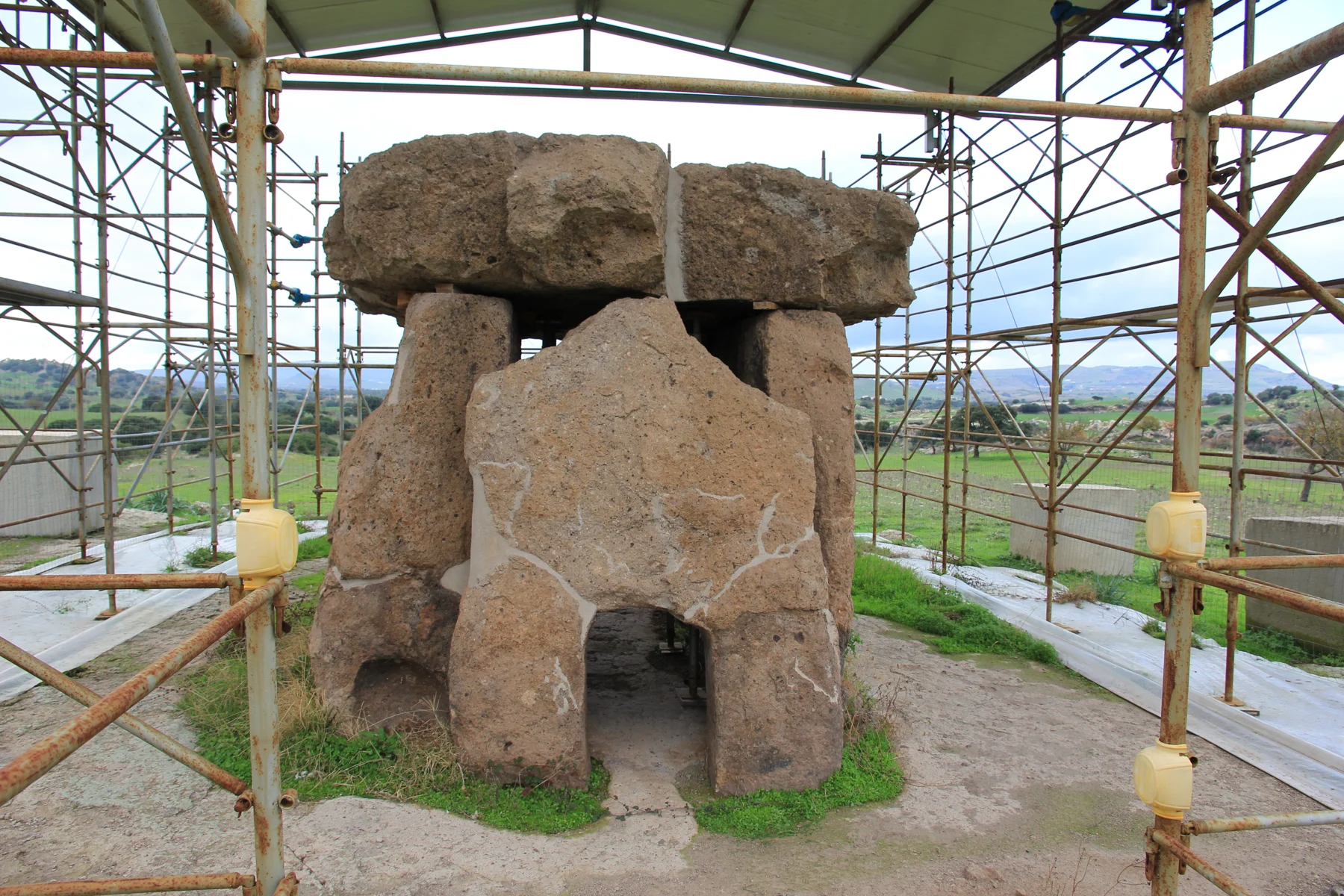 Sa Coveccada Dolmen
